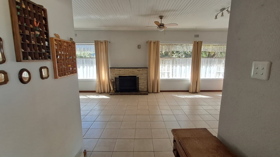 4 Bedroom Property for Sale in Parys Free State